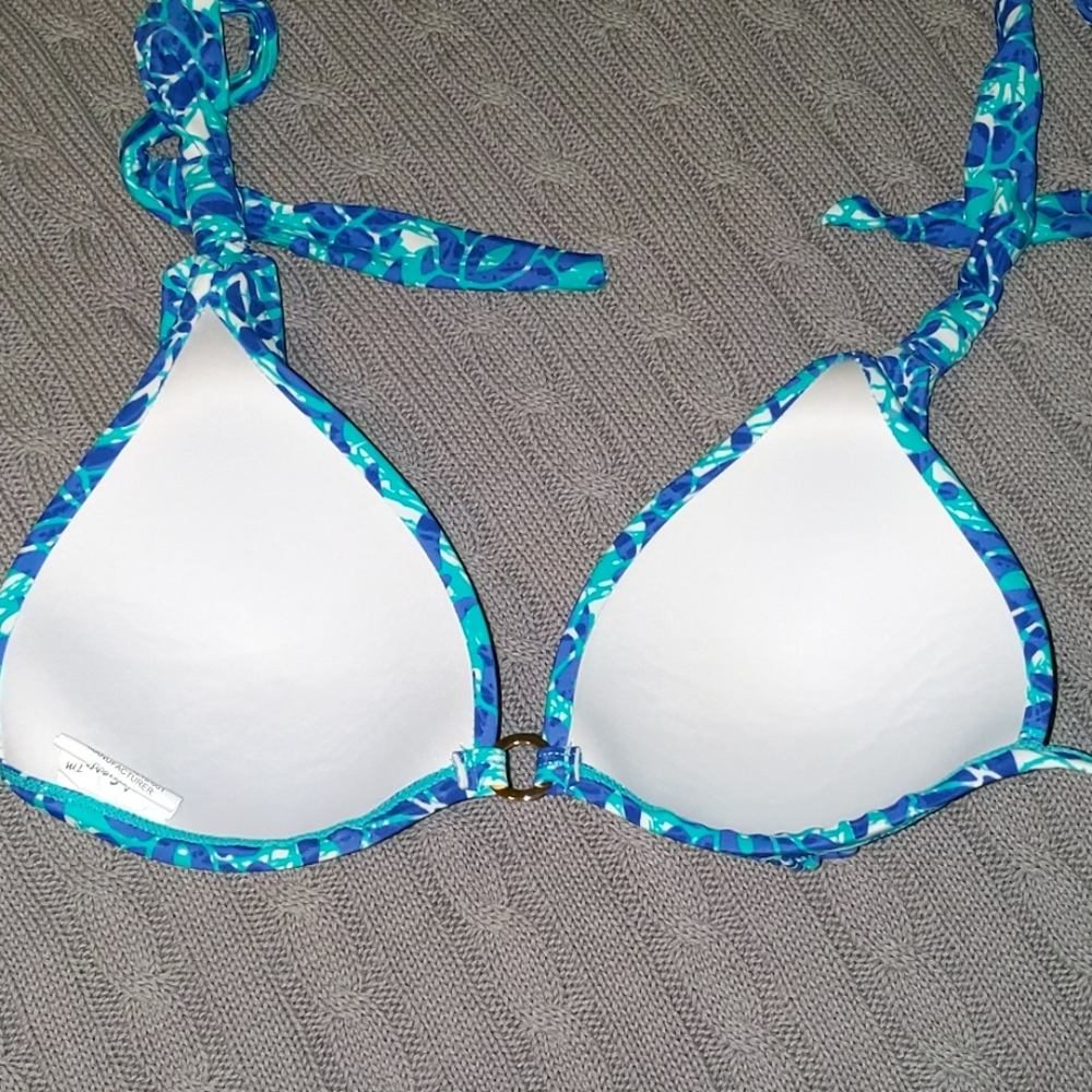 Bikini - Picture 5 of 6